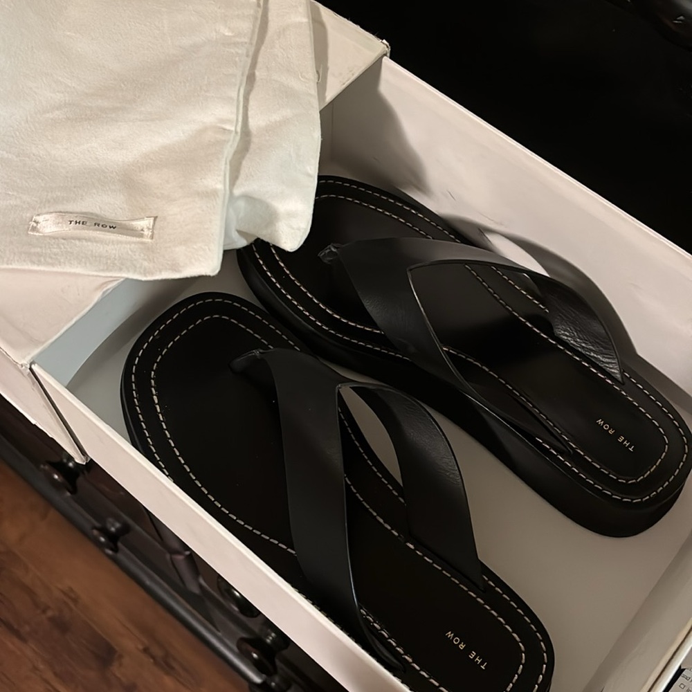 The Row Leather Flip Flops